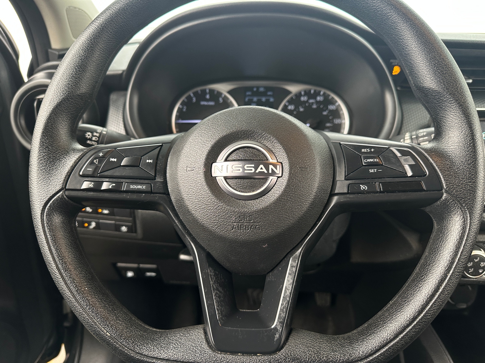 Thumbnail: 2024 Nissan Kicks - 5