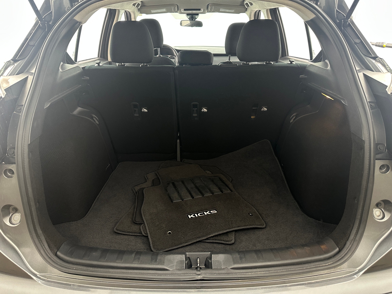 Thumbnail: 2024 Nissan Kicks - 7