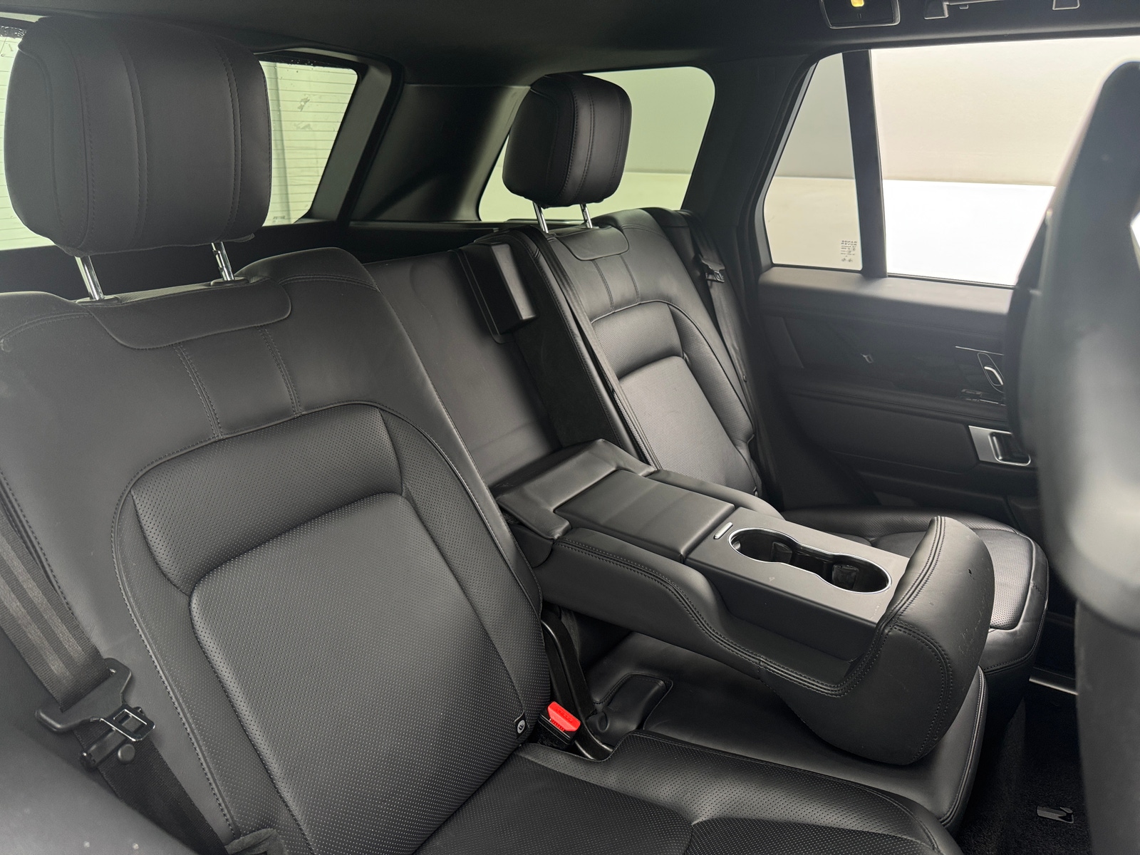 Thumbnail: 2020 Land Rover Range Rover - 5