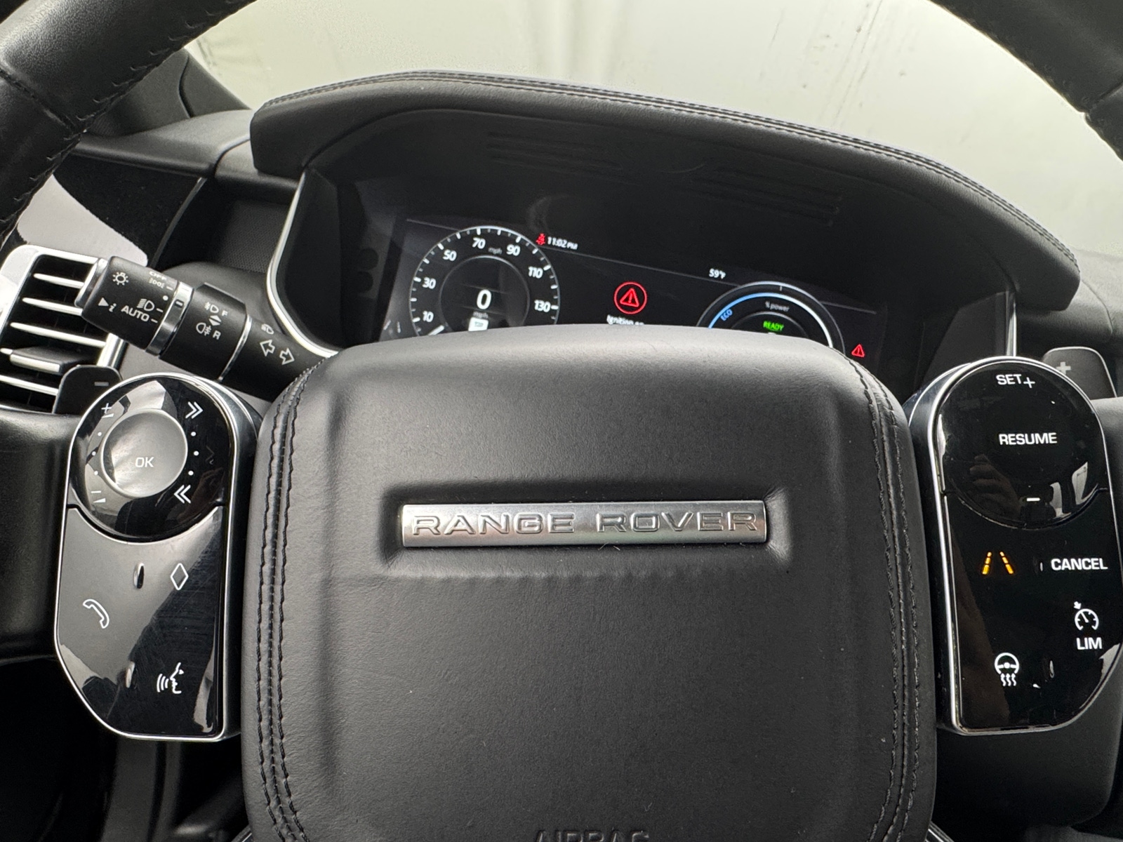 Thumbnail: 2020 Land Rover Range Rover - 4