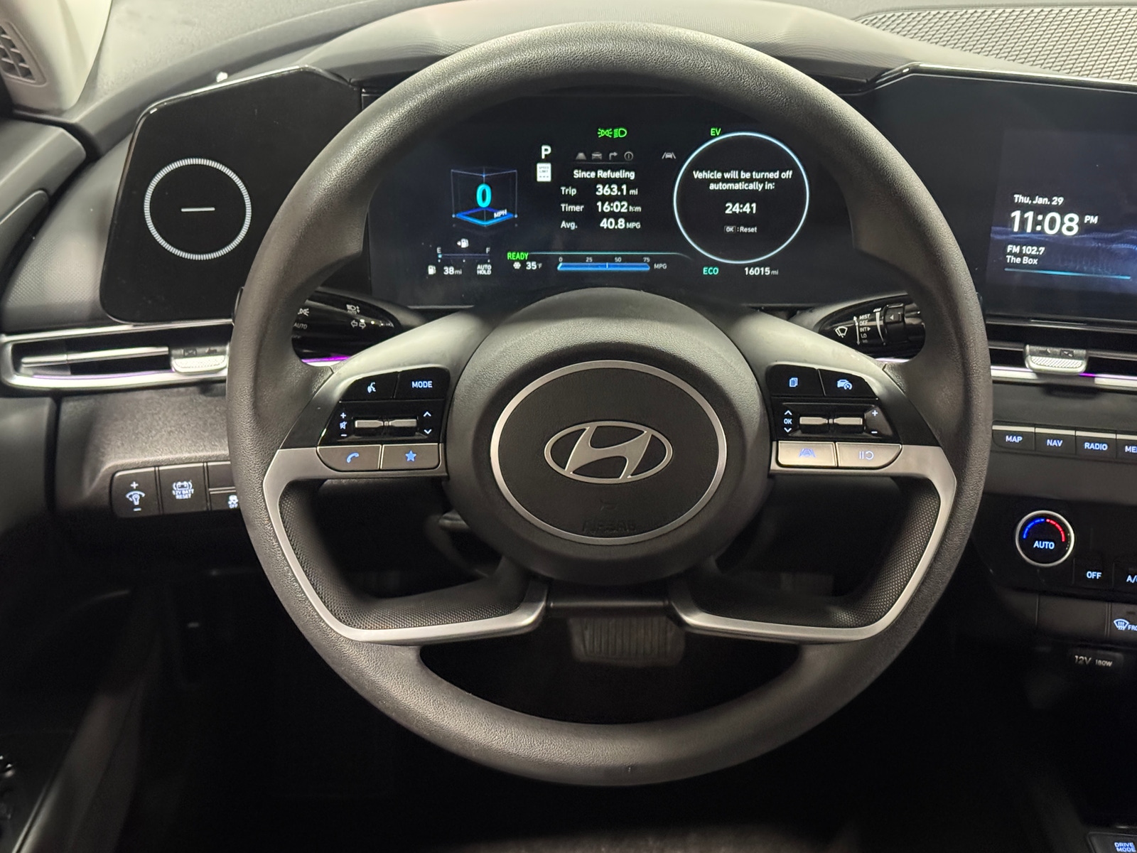 Thumbnail: 2024 Hyundai Elantra - 5