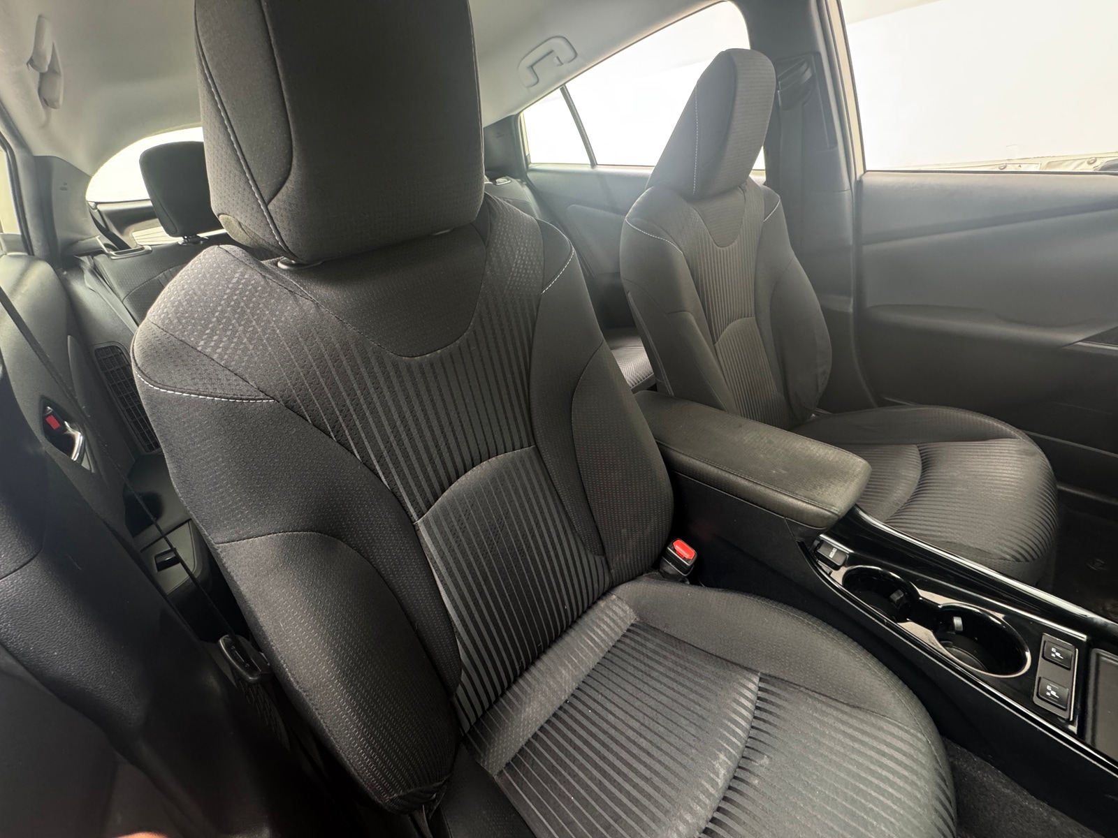 Thumbnail: 2020 Toyota Prius Prime - 2