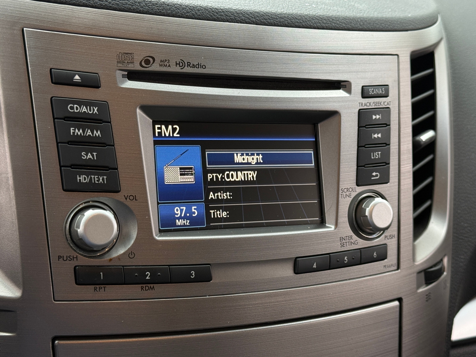 Thumbnail: 2014 Subaru Outback - 4