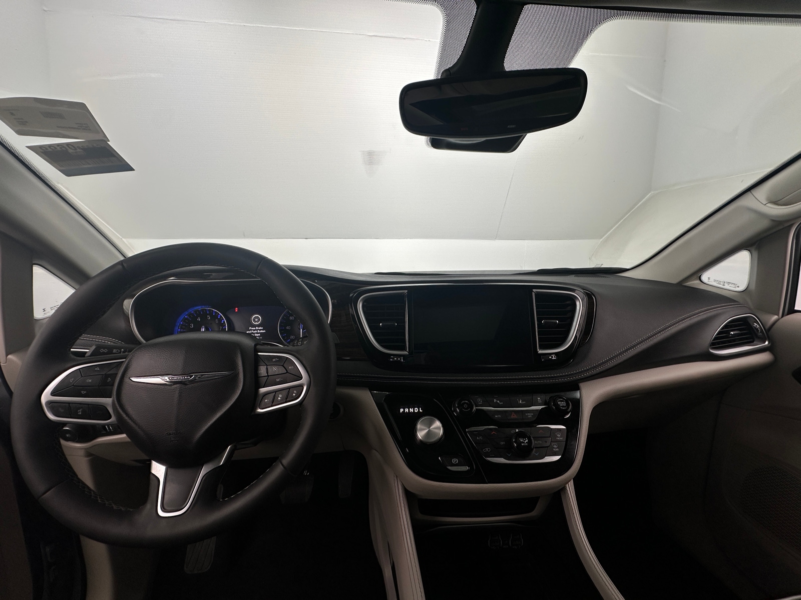 Thumbnail: 2024 Chrysler Pacifica - 2