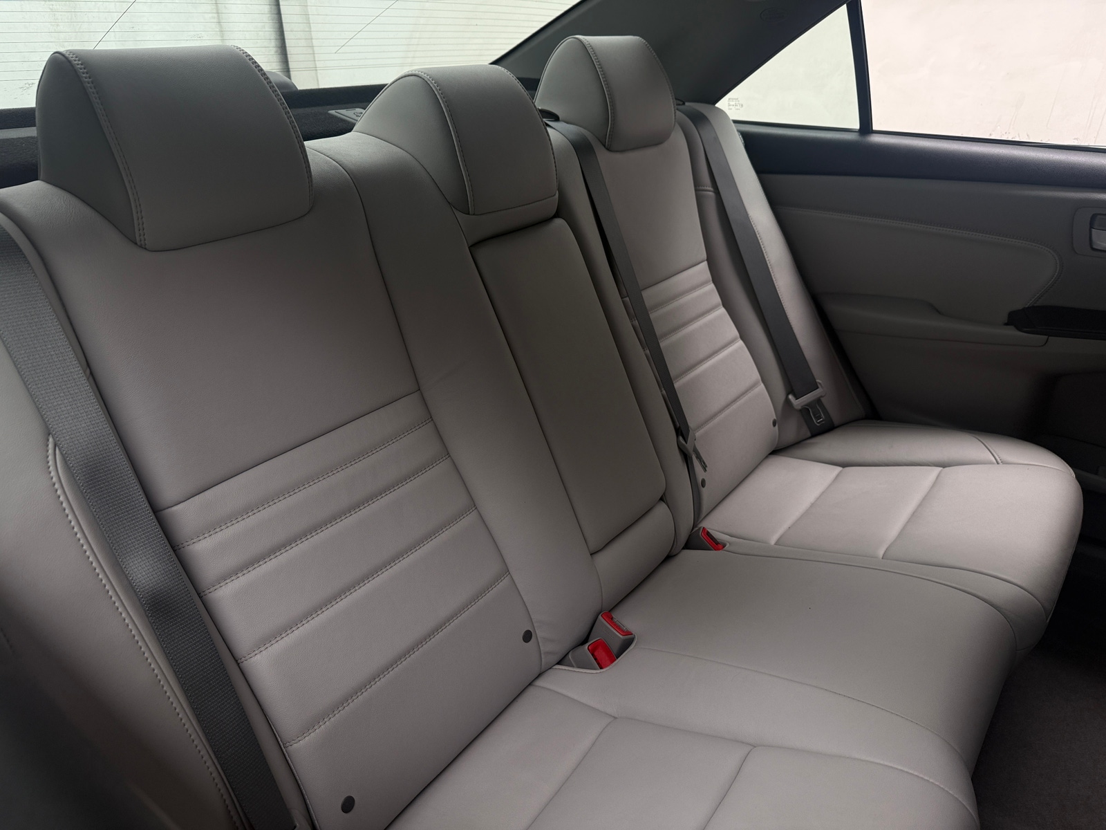 Thumbnail: 2016 Toyota Camry - 5