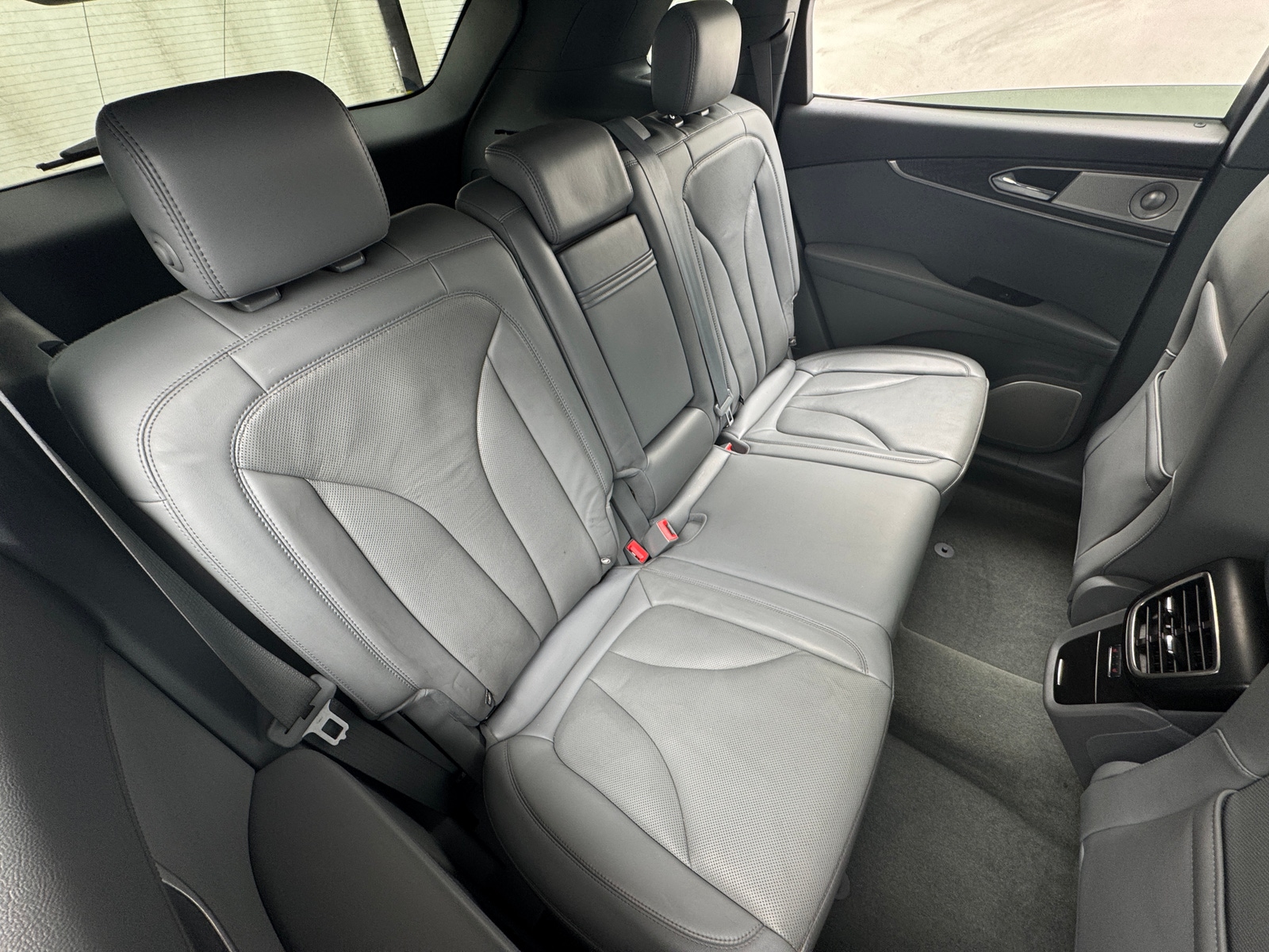 Thumbnail: 2019 Lincoln Nautilus - 5