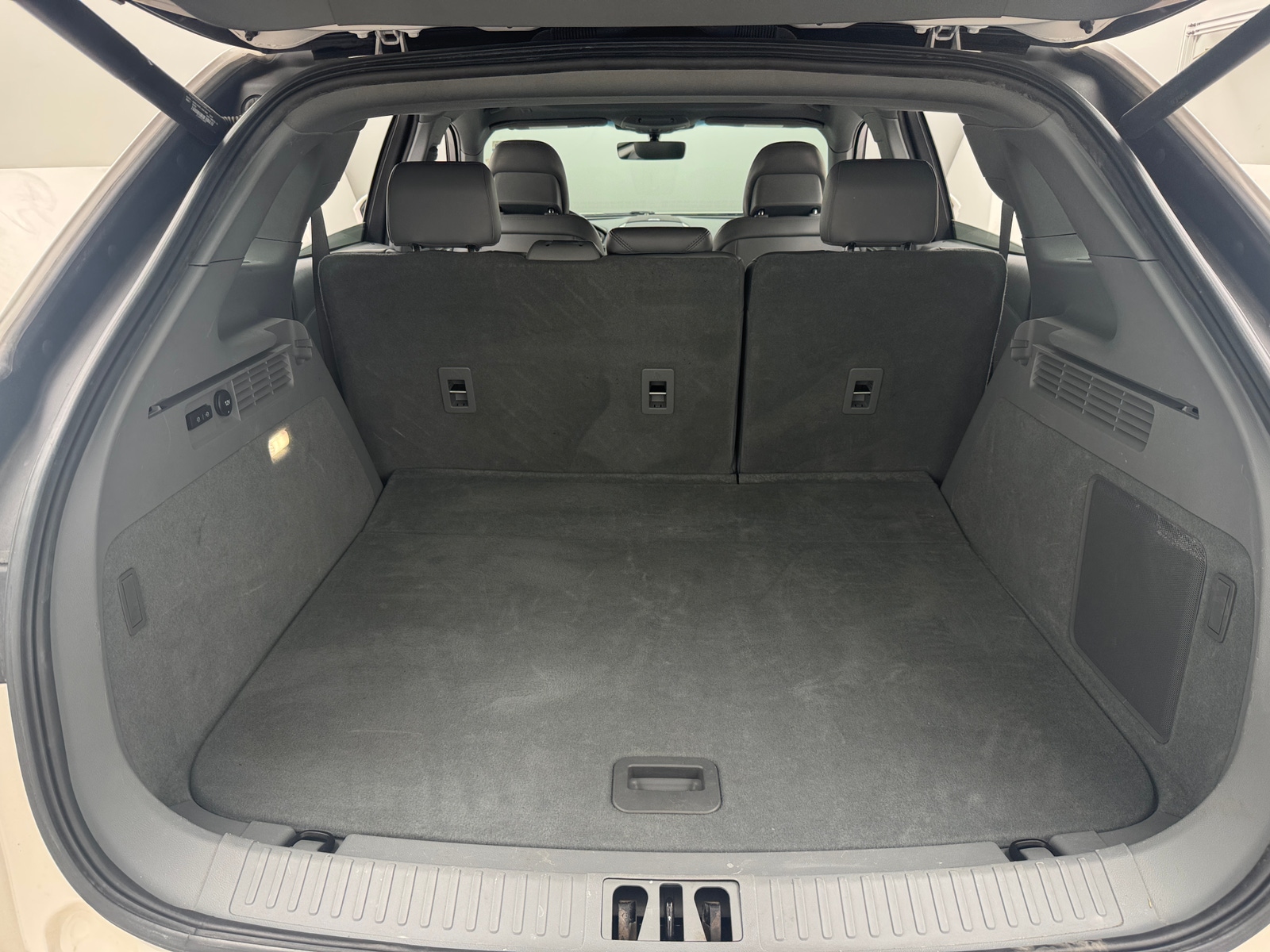 Thumbnail: 2019 Lincoln Nautilus - 6