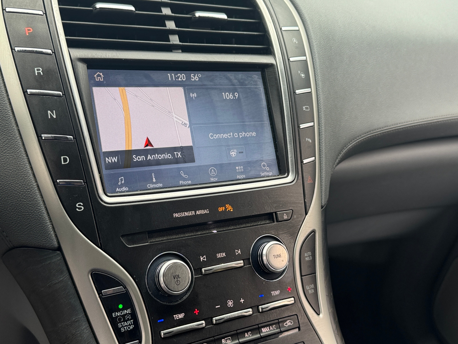 Thumbnail: 2019 Lincoln Nautilus - 3