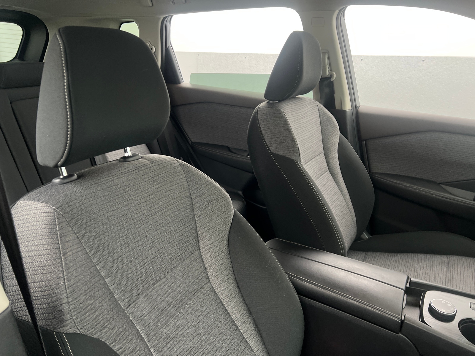 Thumbnail: 2022 Nissan Rogue - 2