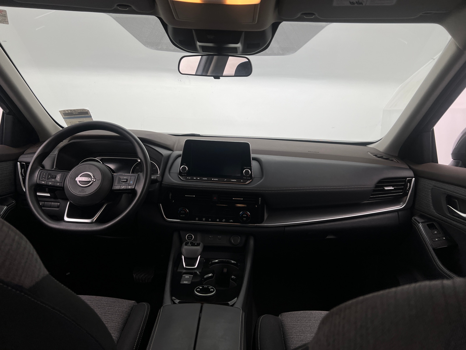 Thumbnail: 2022 Nissan Rogue - 3