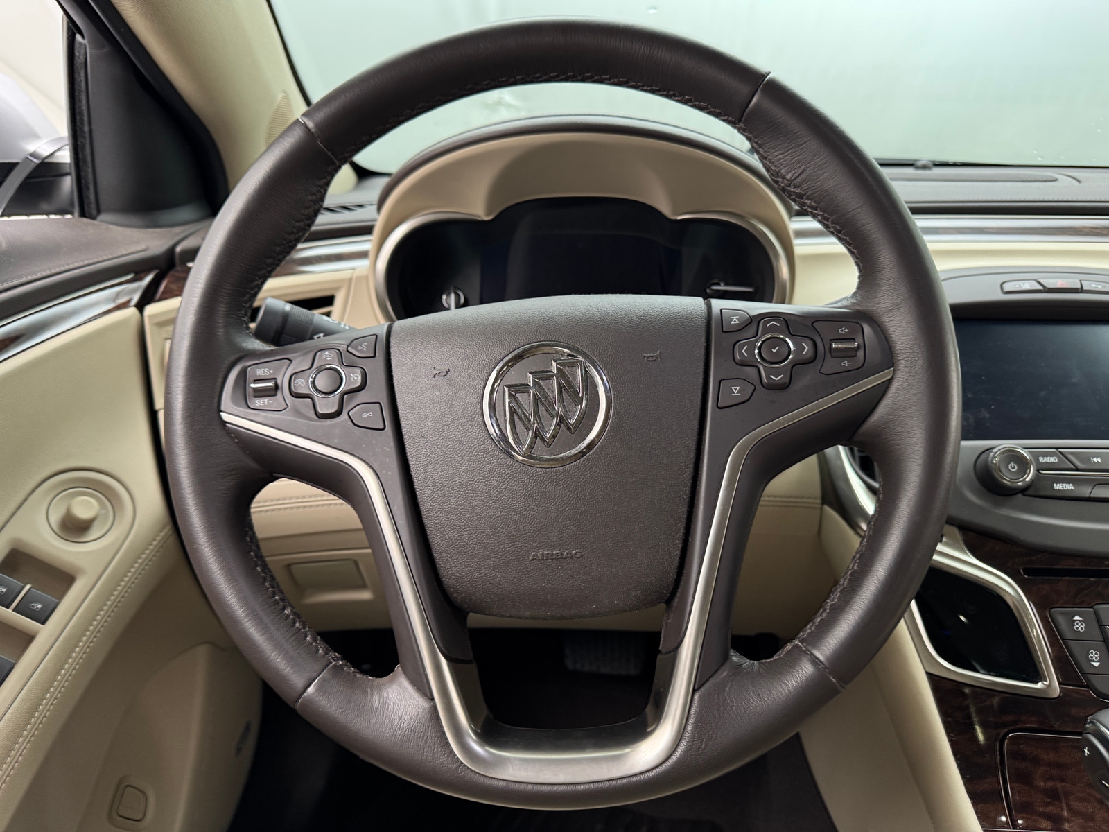 Thumbnail: 2015 Buick LaCrosse - 4
