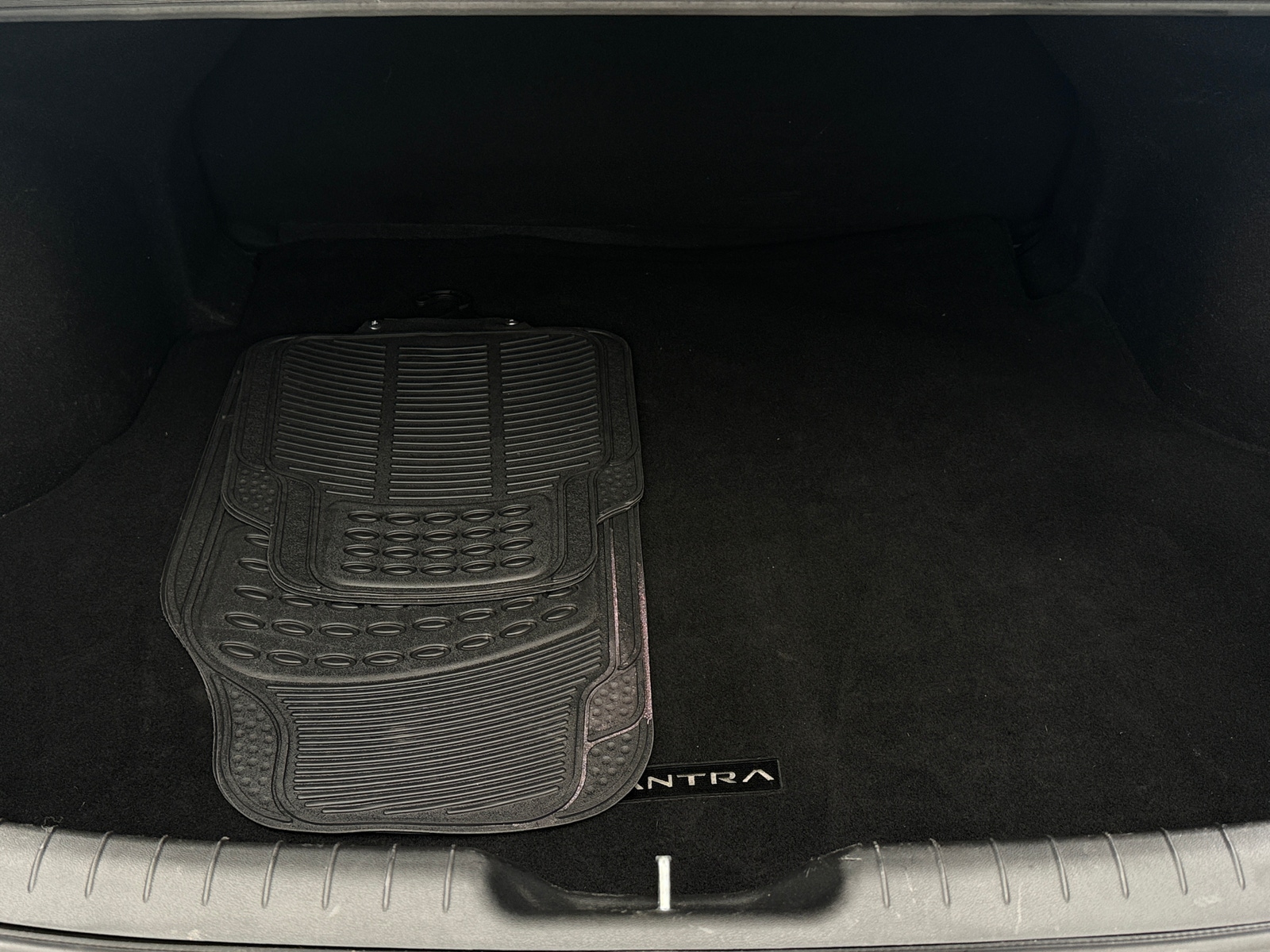 Thumbnail: 2023 Hyundai Elantra - 7