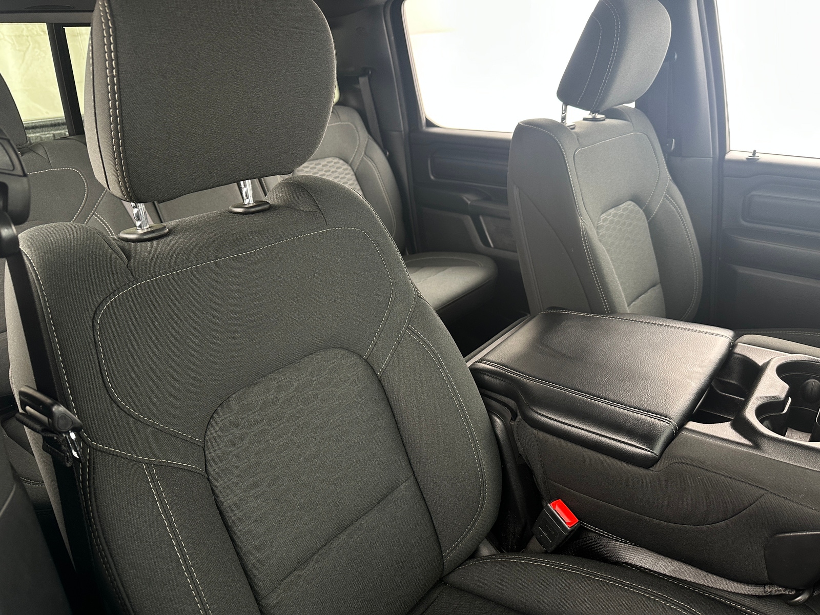 Thumbnail: 2025 RAM 1500 - 2