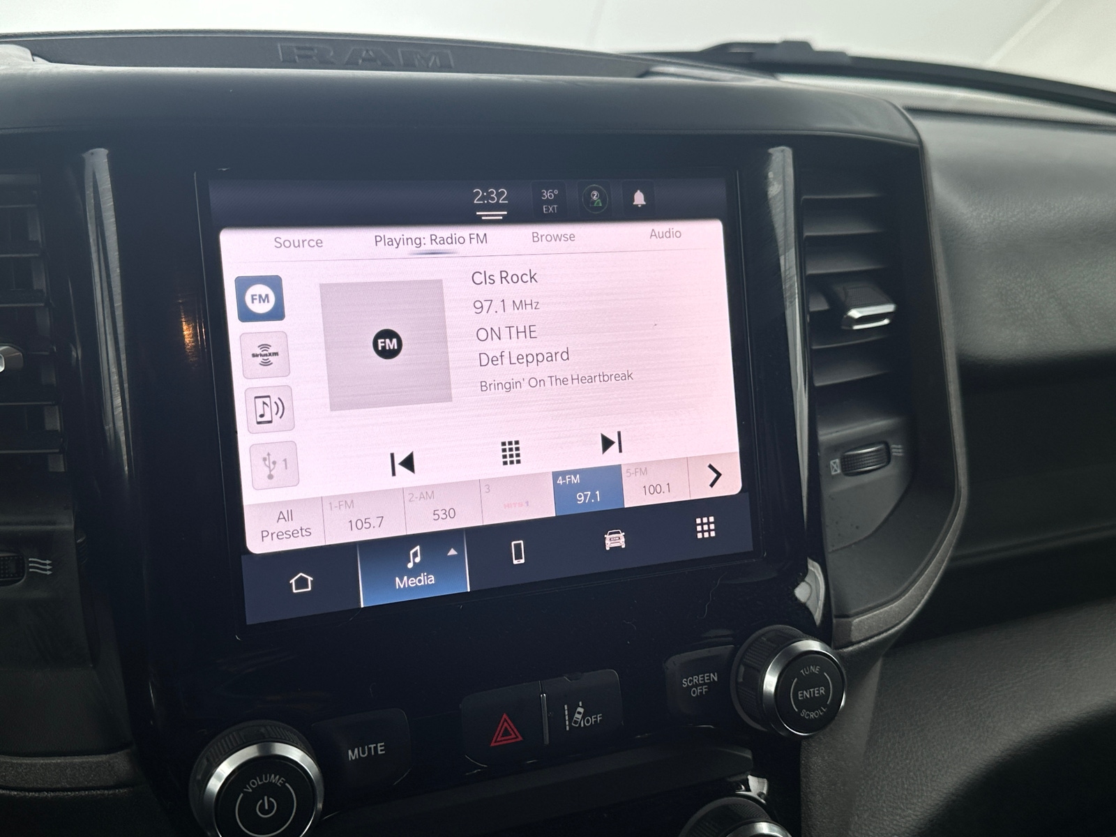 Thumbnail: 2025 RAM 1500 - 4