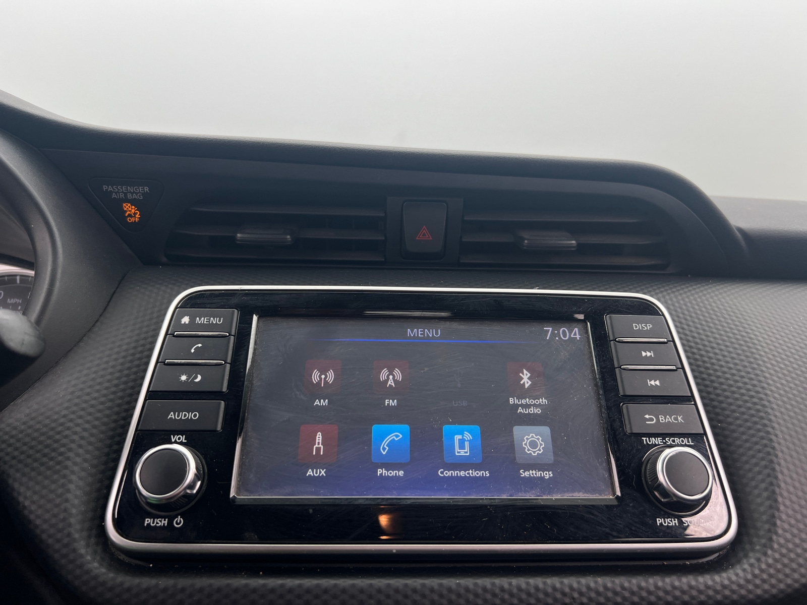 Thumbnail: 2021 Nissan Kicks - 4