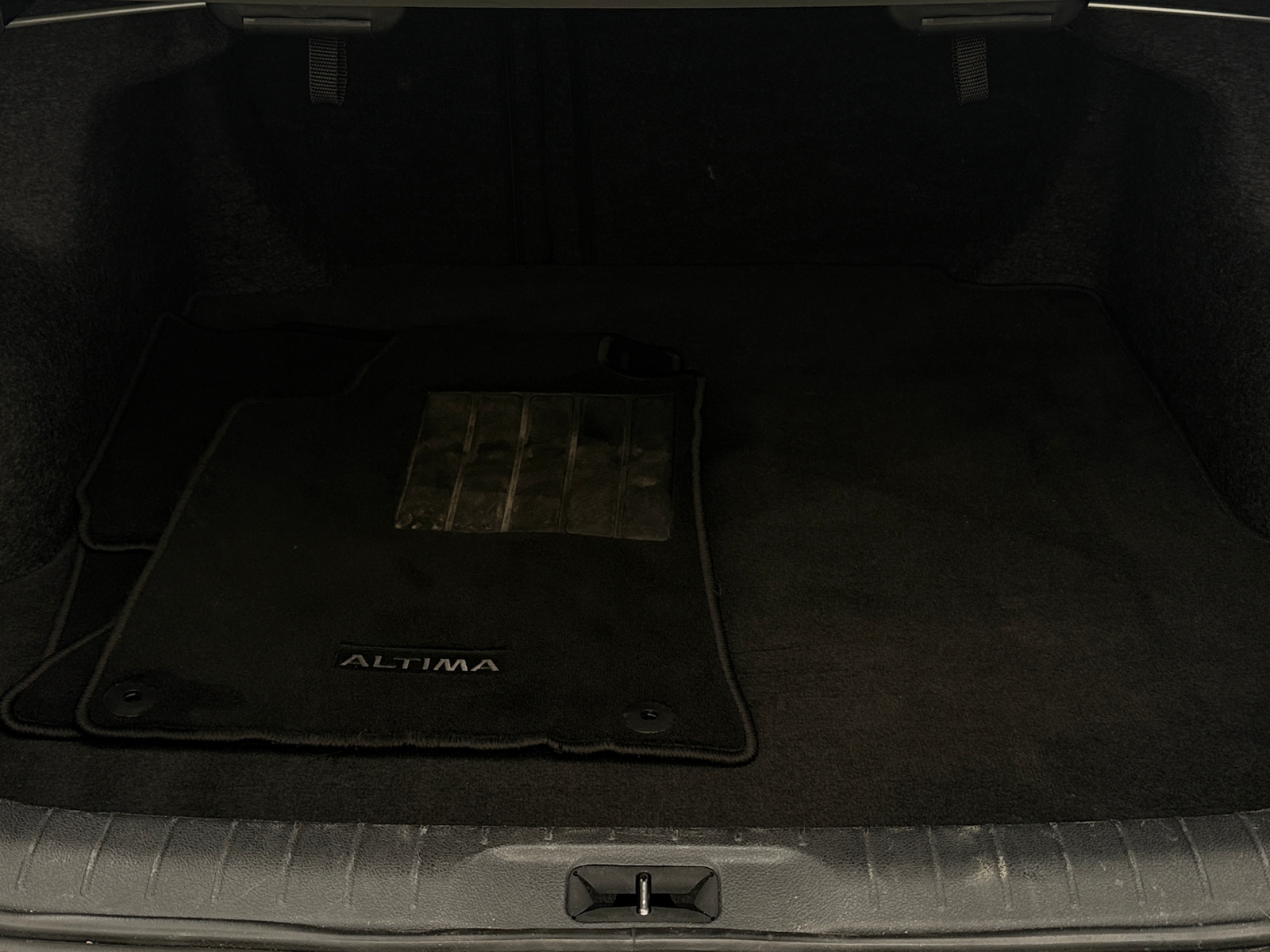 Thumbnail: 2024 Nissan Altima - 7