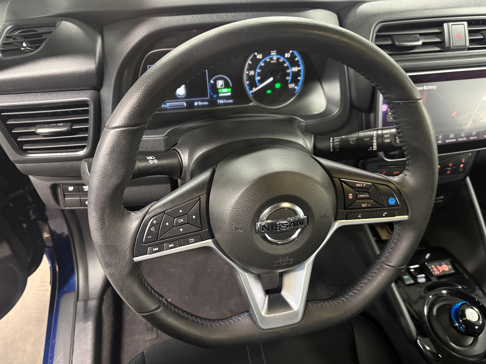 Thumbnail: 2020 Nissan Leaf - 5