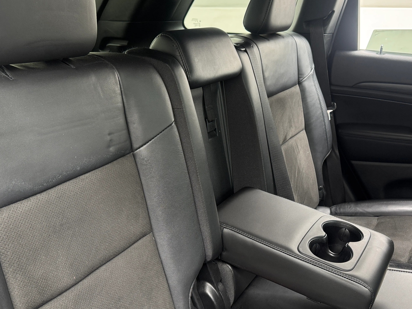 Thumbnail: 2020 Jeep Grand Cherokee - 6