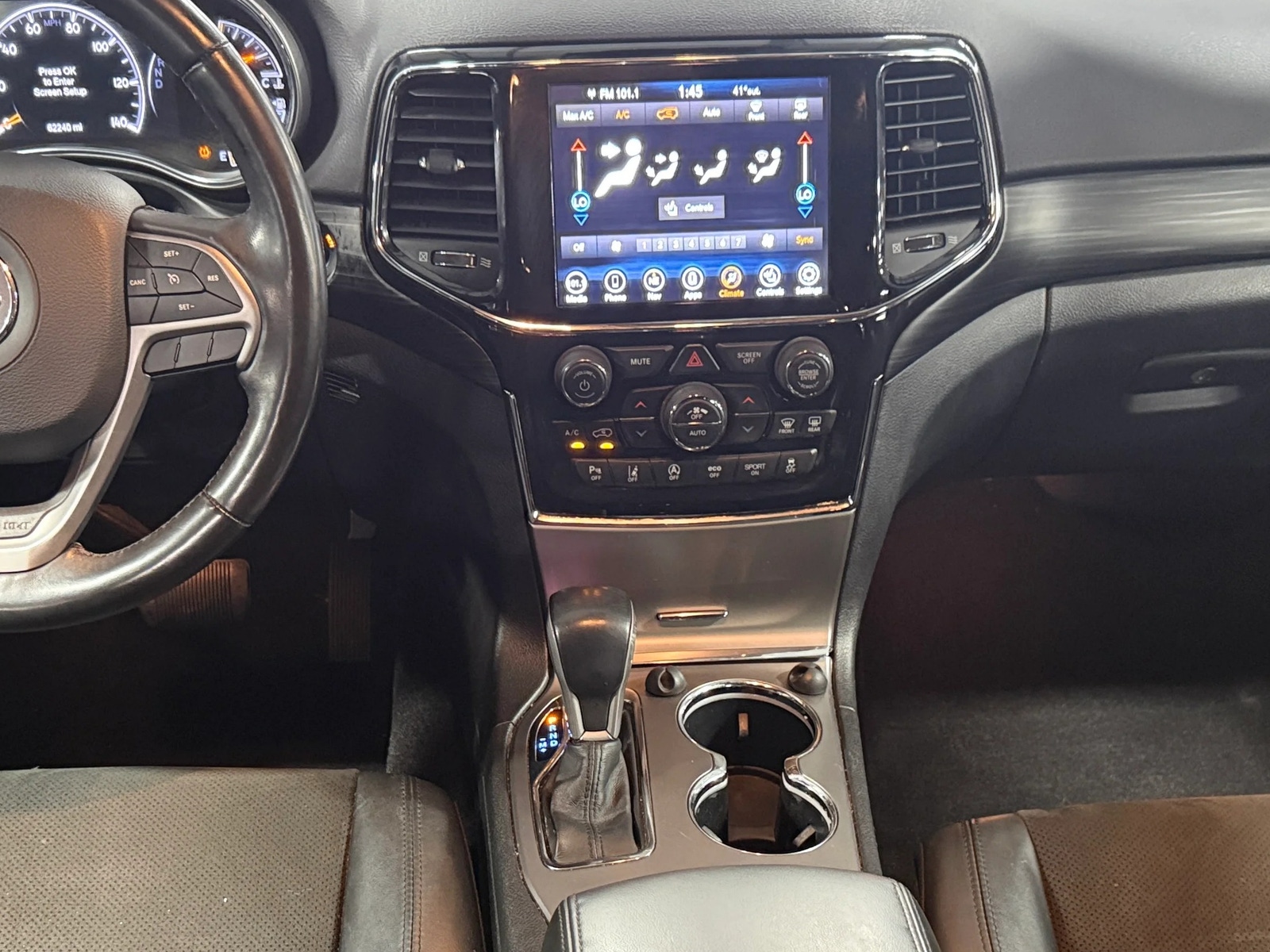 Thumbnail: 2020 Jeep Grand Cherokee - 3