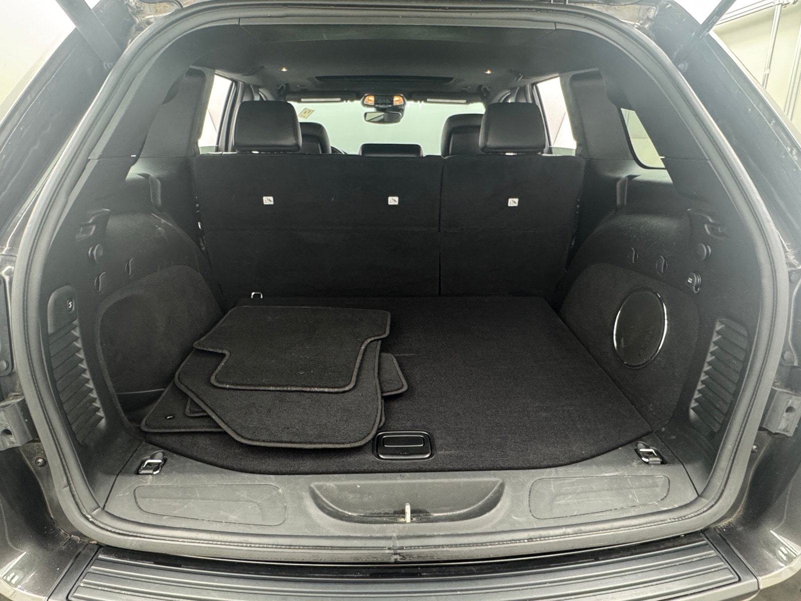 Thumbnail: 2020 Jeep Grand Cherokee - 7