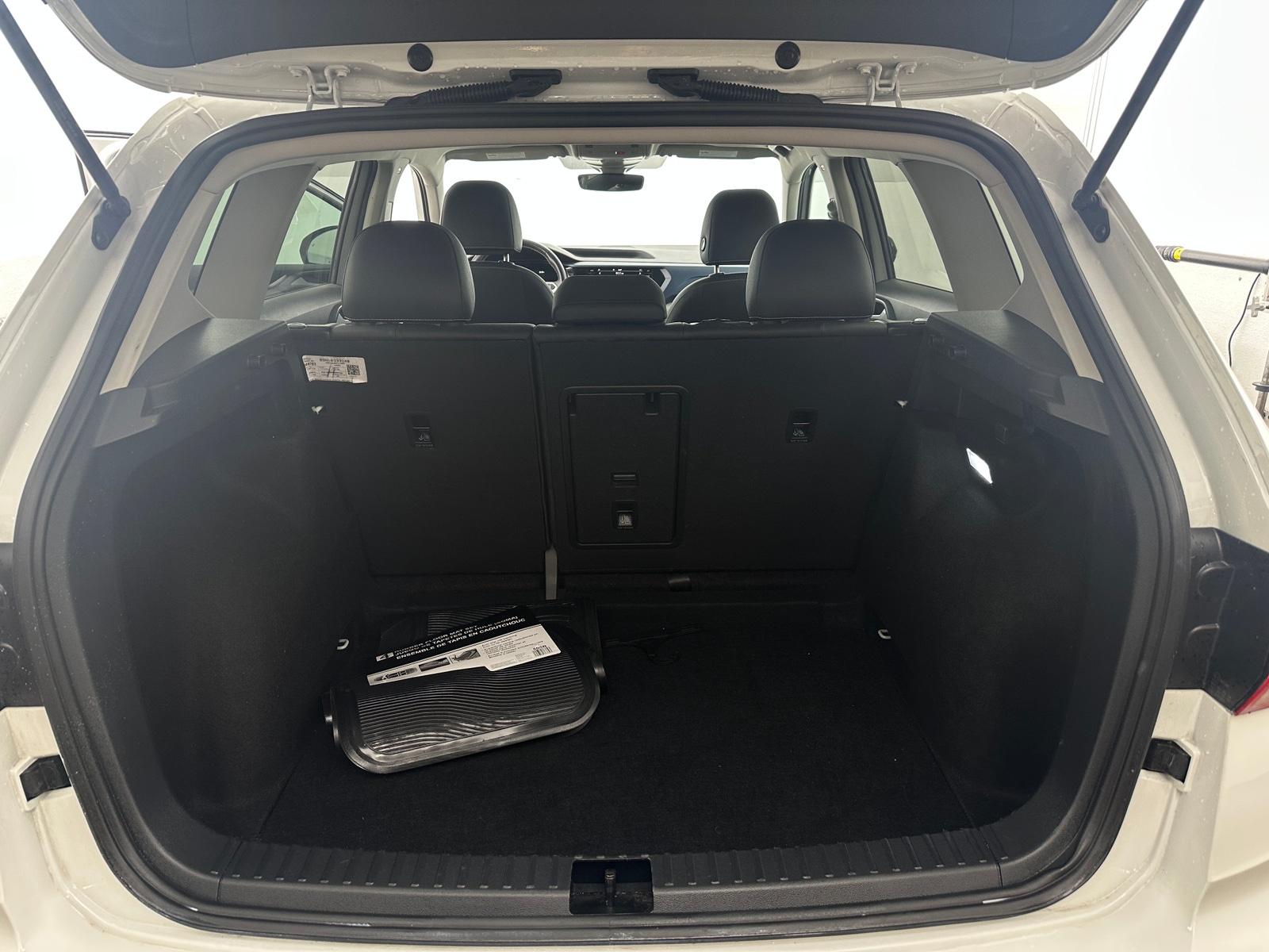 Thumbnail: 2024 Volkswagen Taos - 6