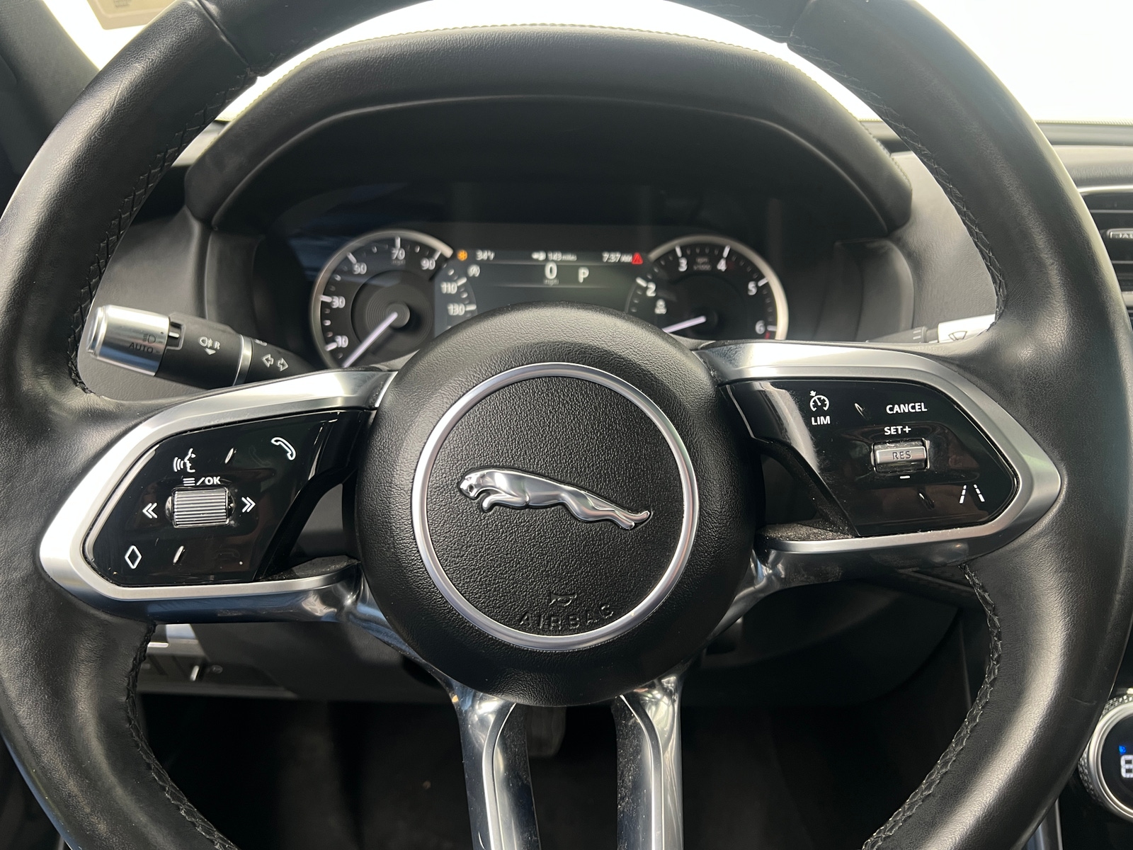 Thumbnail: 2020 Jaguar XE - 4