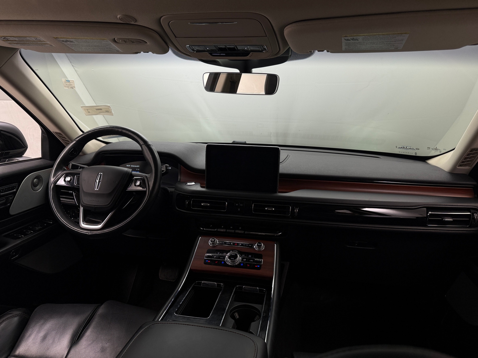 Thumbnail: 2023 Lincoln Aviator - 2