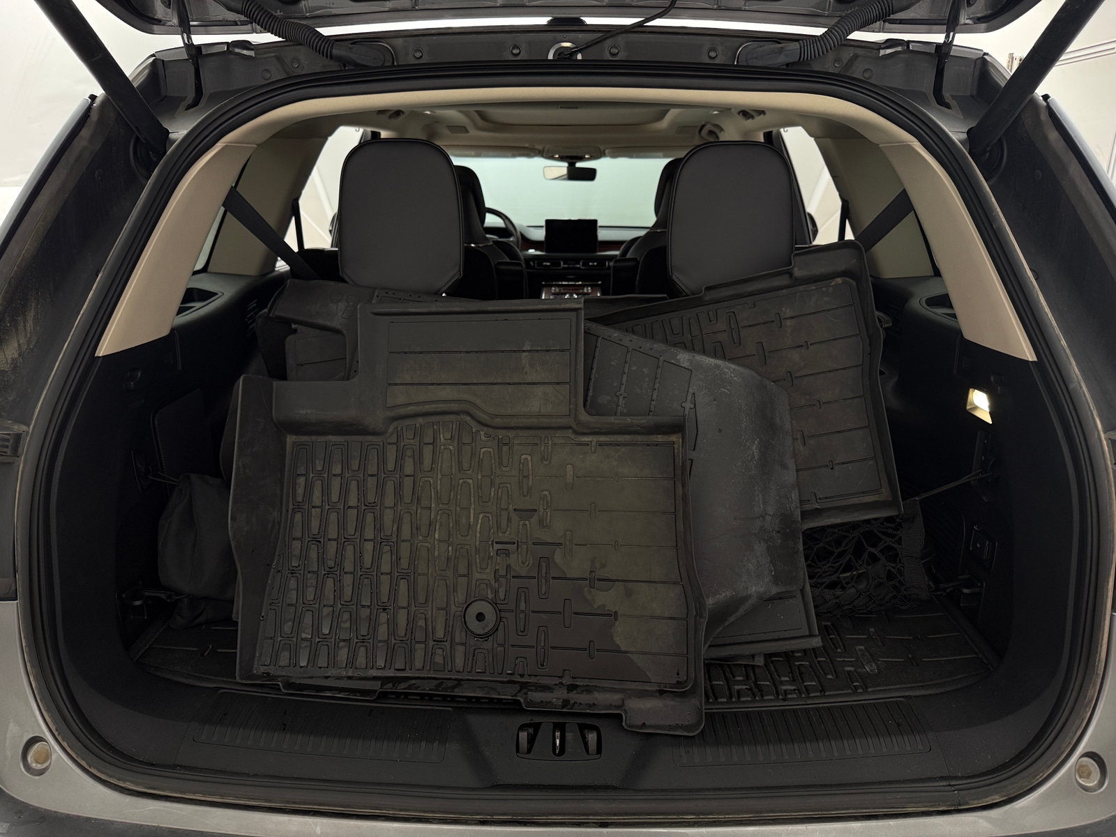 Thumbnail: 2023 Lincoln Aviator - 6