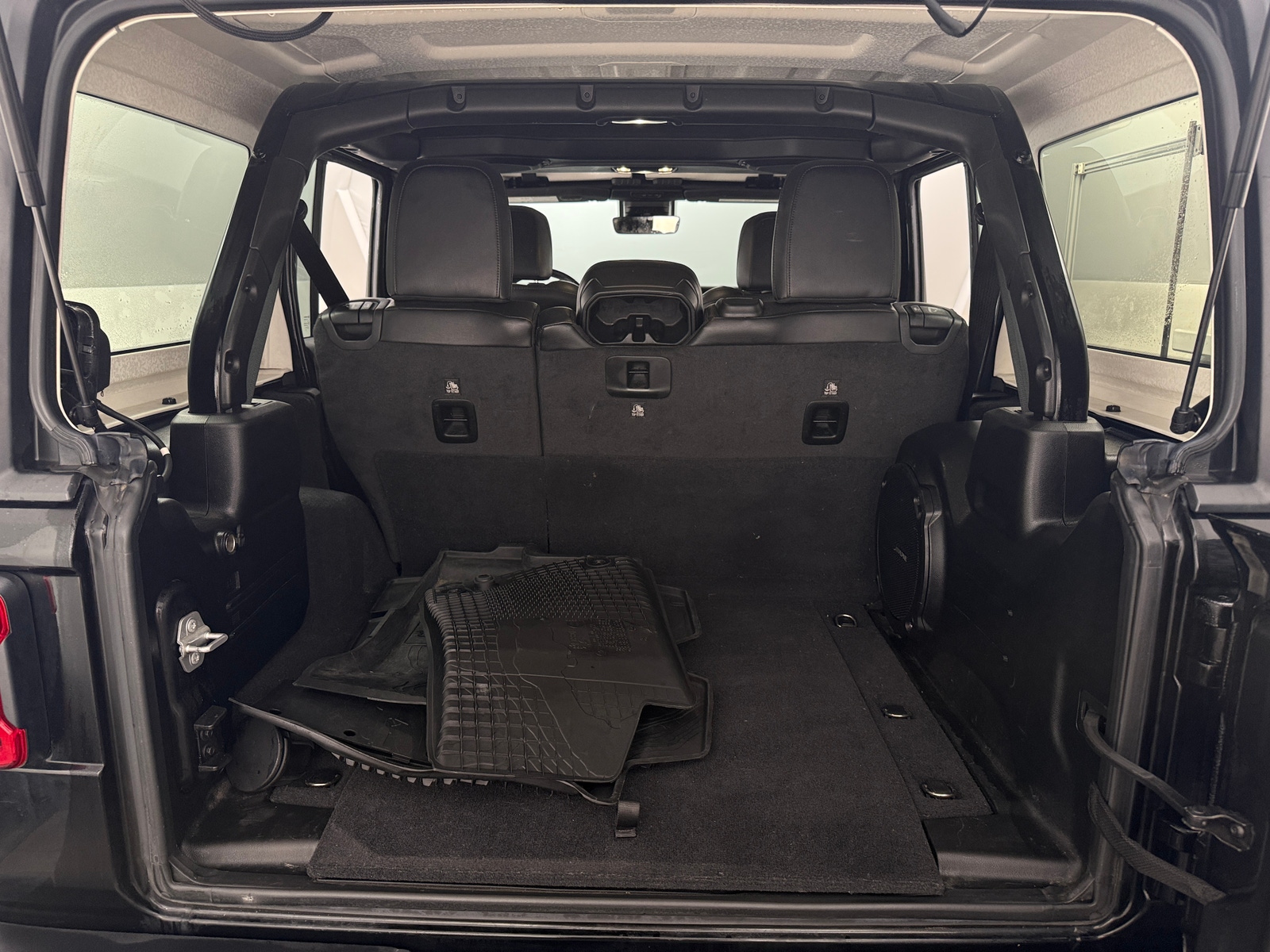 Thumbnail: 2020 Jeep Wrangler - 6