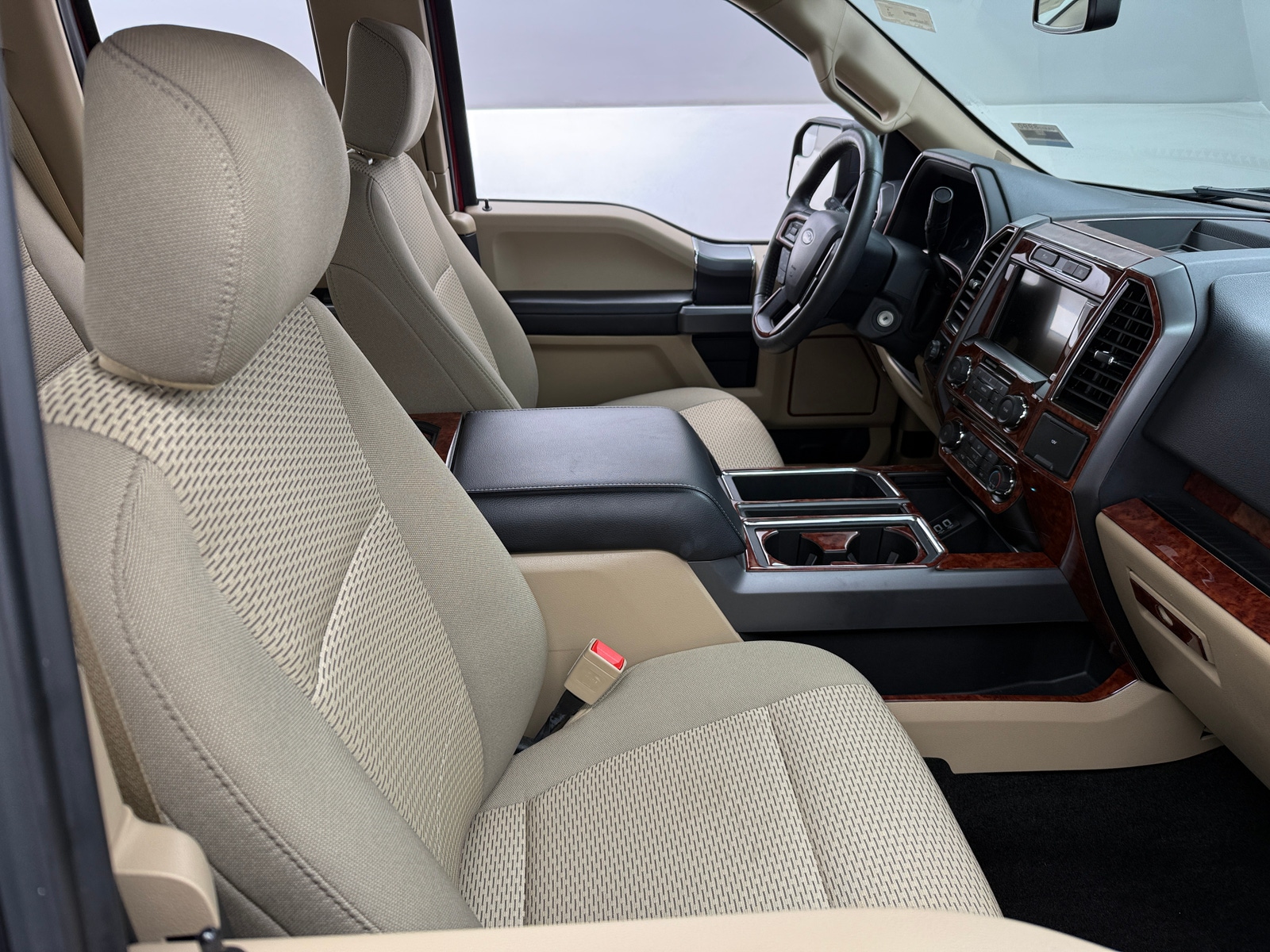 Thumbnail: 2018 Ford Econoline - 2