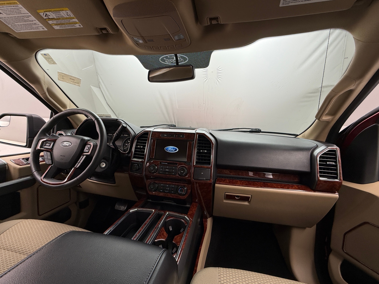 Thumbnail: 2018 Ford Econoline - 3