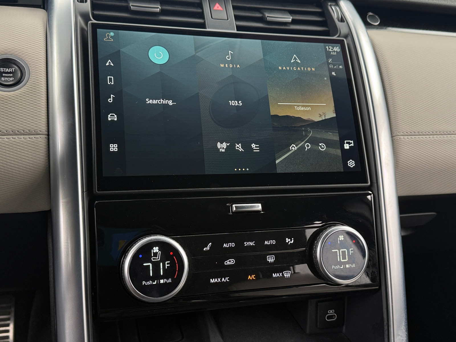 Thumbnail: 2021 Land Rover Discovery - 3