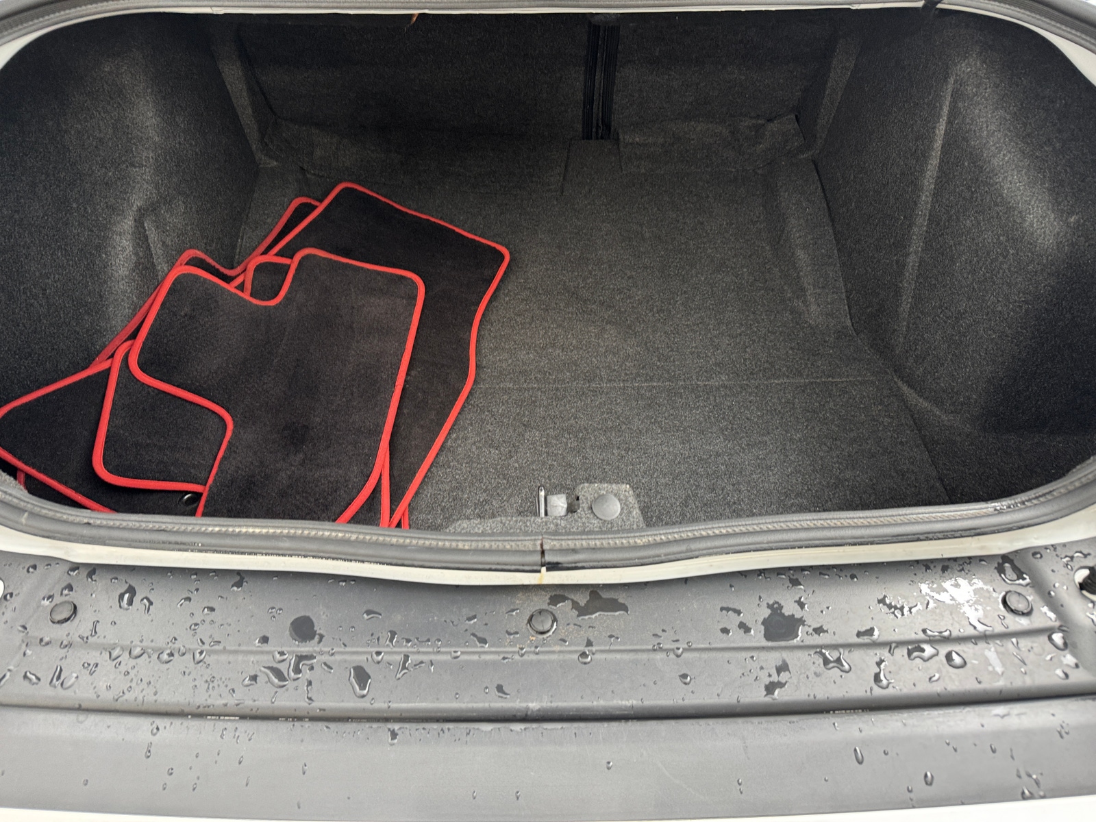 Thumbnail: 2016 Dodge Challenger - 4