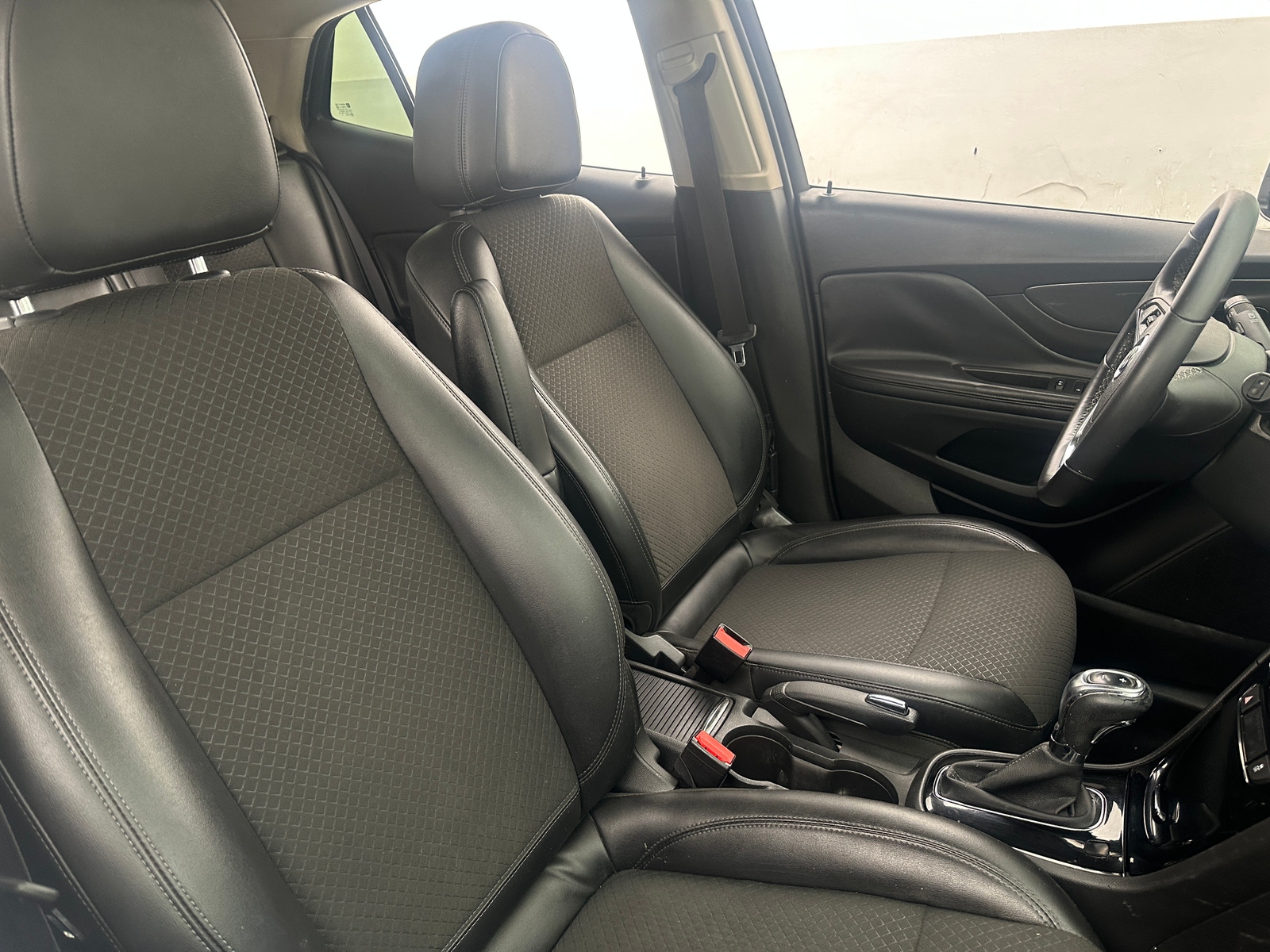 Thumbnail: 2019 Buick Encore - 2