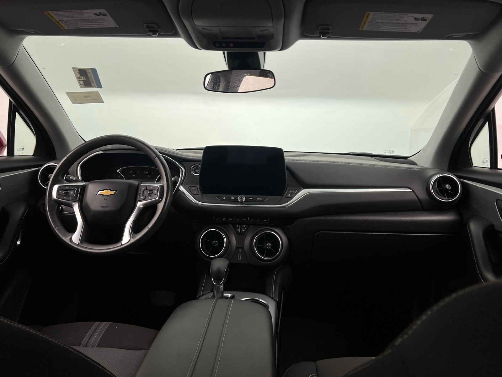 Thumbnail: 2023 Chevrolet Blazer - 3