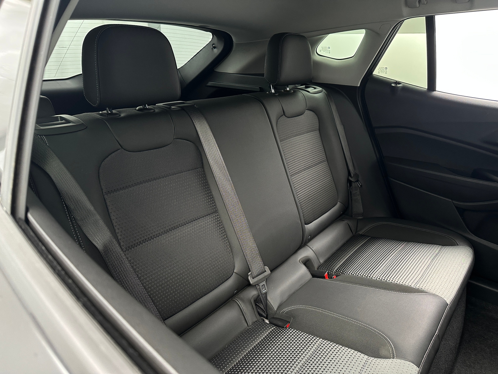 Thumbnail: 2025 Chevrolet Trax - 6