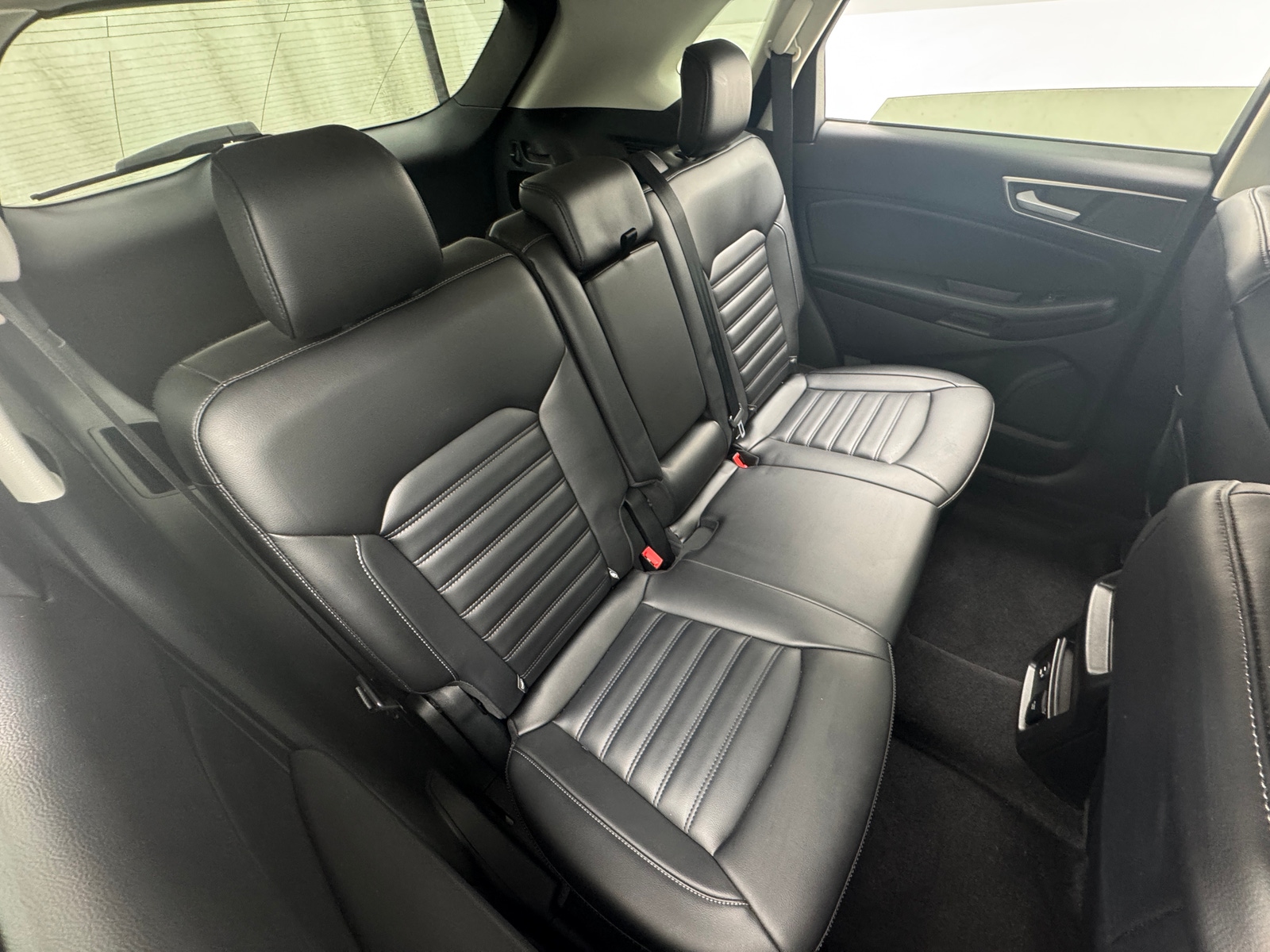 Thumbnail: 2022 Ford Edge - 5