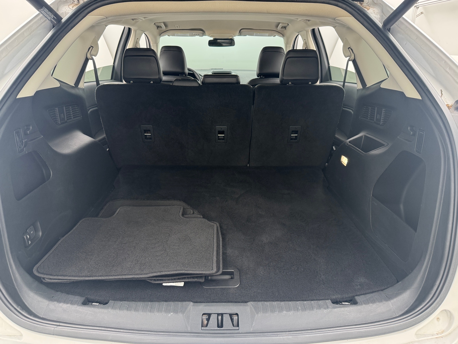 Thumbnail: 2022 Ford Edge - 6