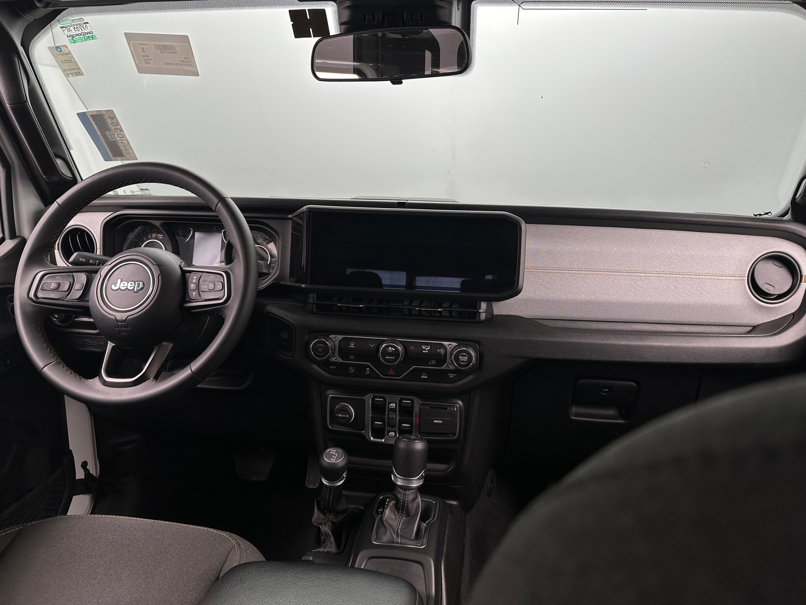 Thumbnail: 2025 Jeep Gladiator - 3