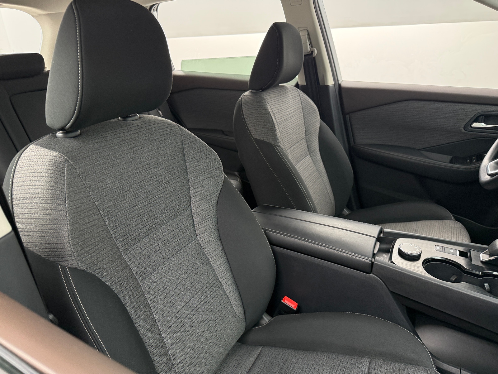 Thumbnail: 2023 Nissan Rogue - 2