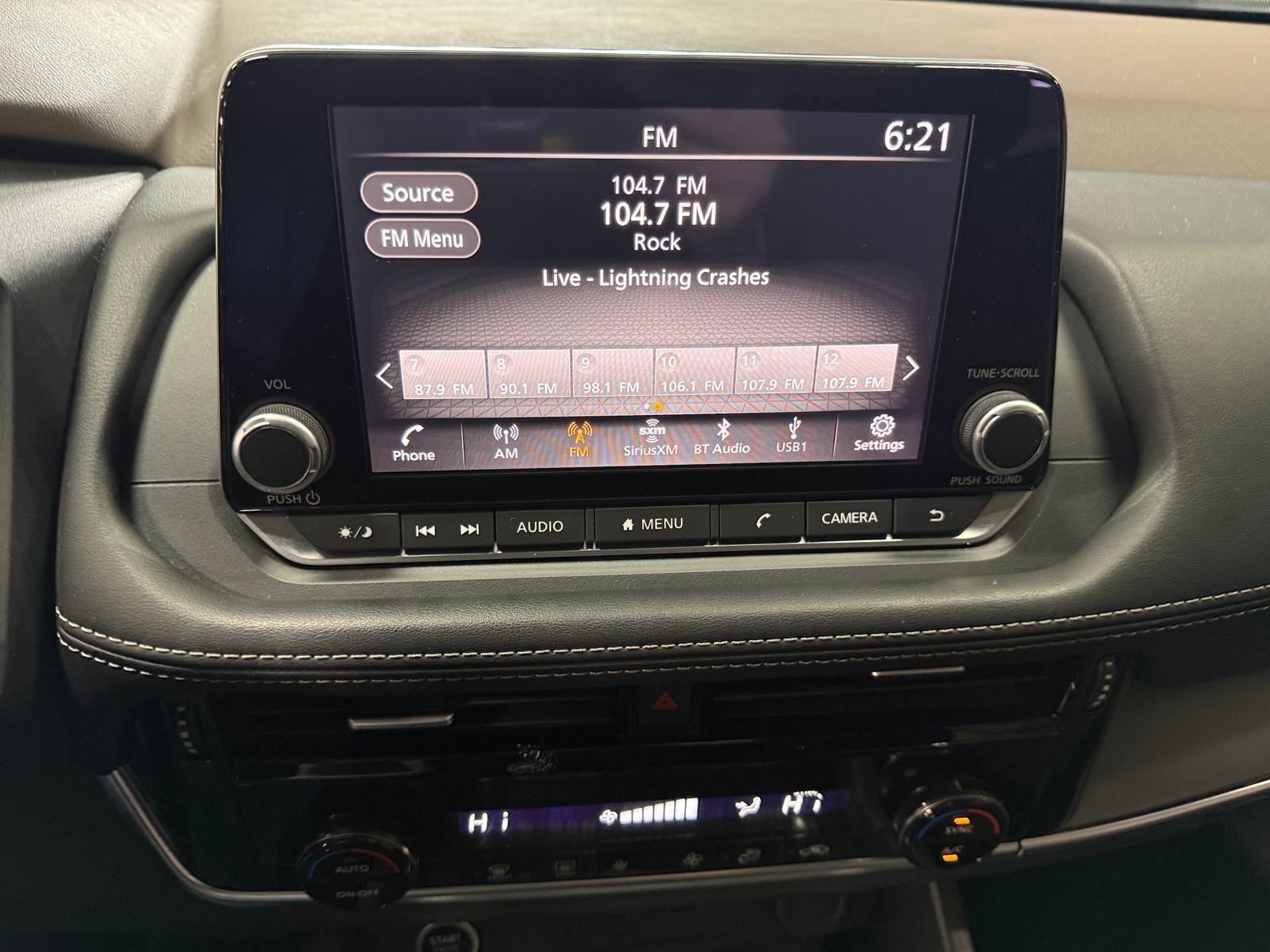 Thumbnail: 2023 Nissan Rogue - 4