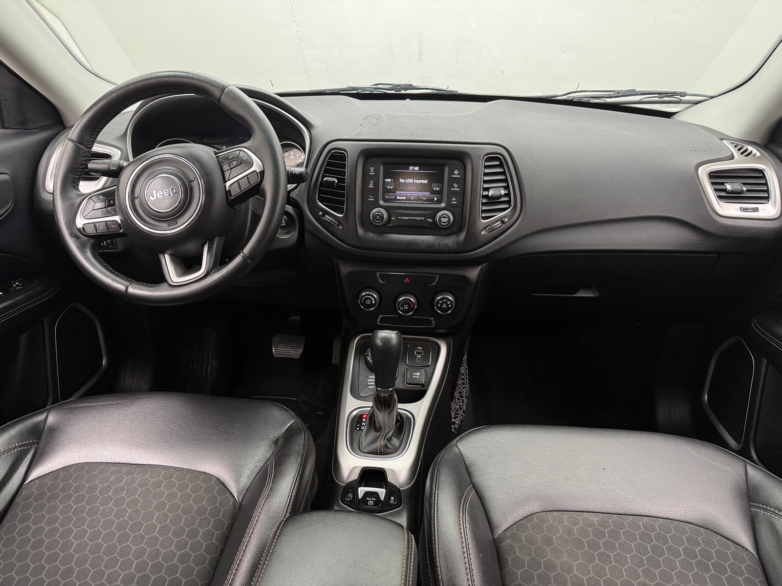 Thumbnail: 2018 Jeep Compass - 3