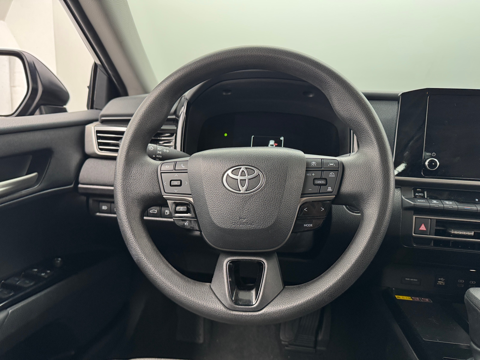 Thumbnail: 2025 Toyota Camry - 5