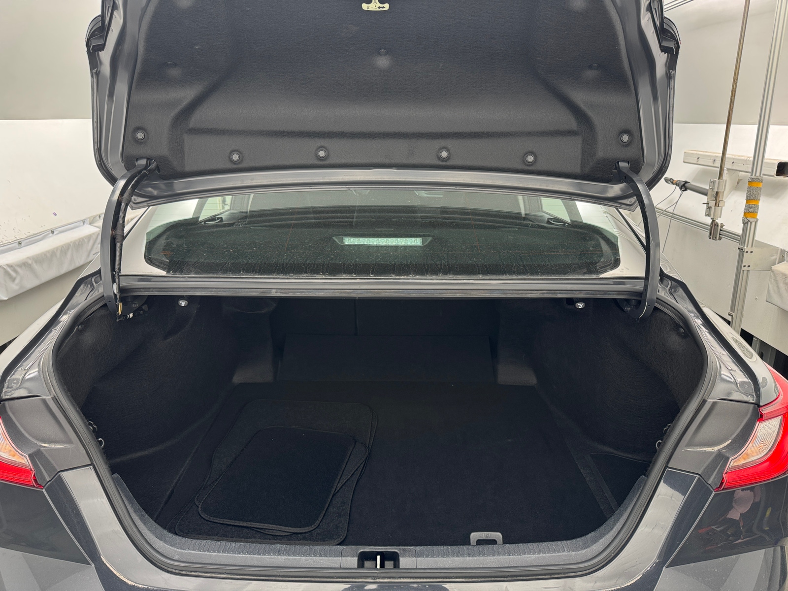 Thumbnail: 2025 Toyota Camry - 7