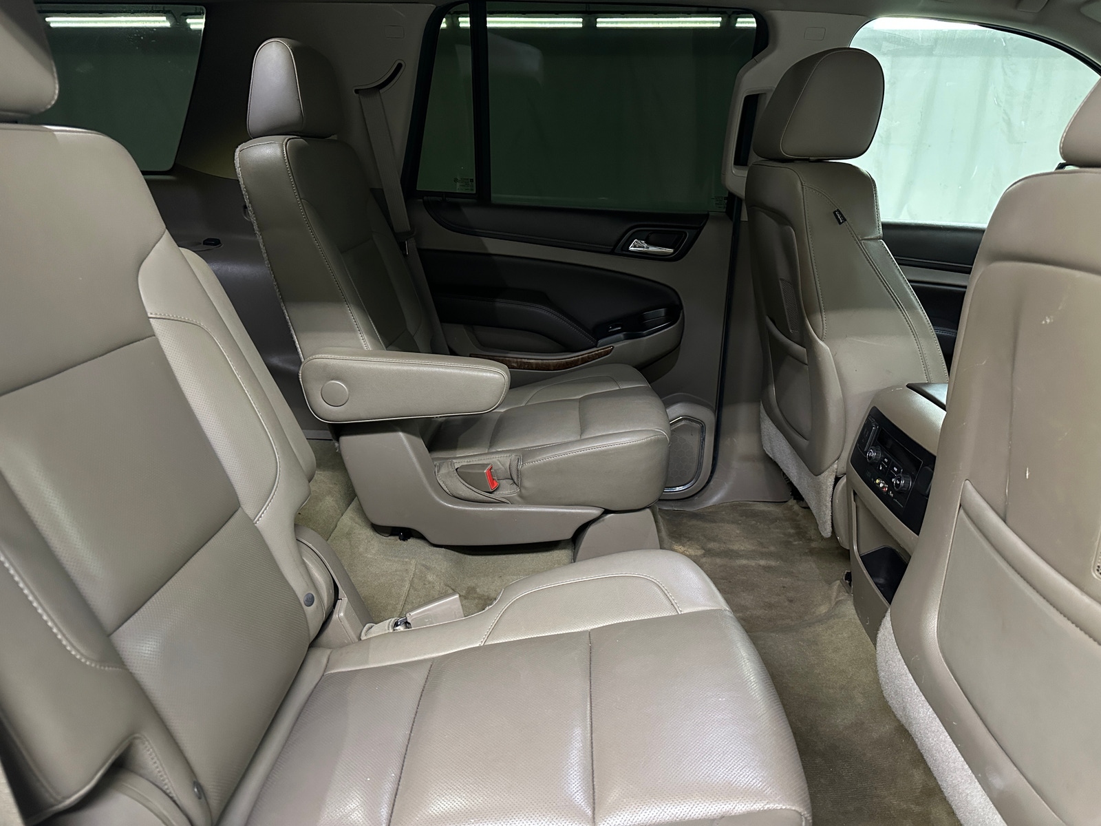 Thumbnail: 2016 Chevrolet Tahoe - 5