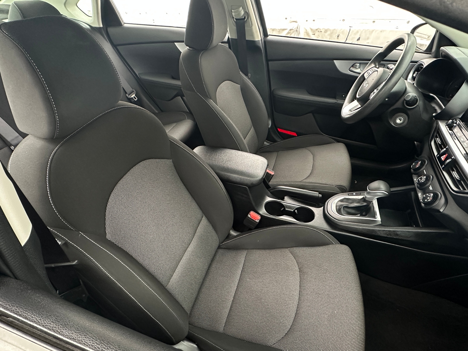 Thumbnail: 2024 Kia Forte - 2