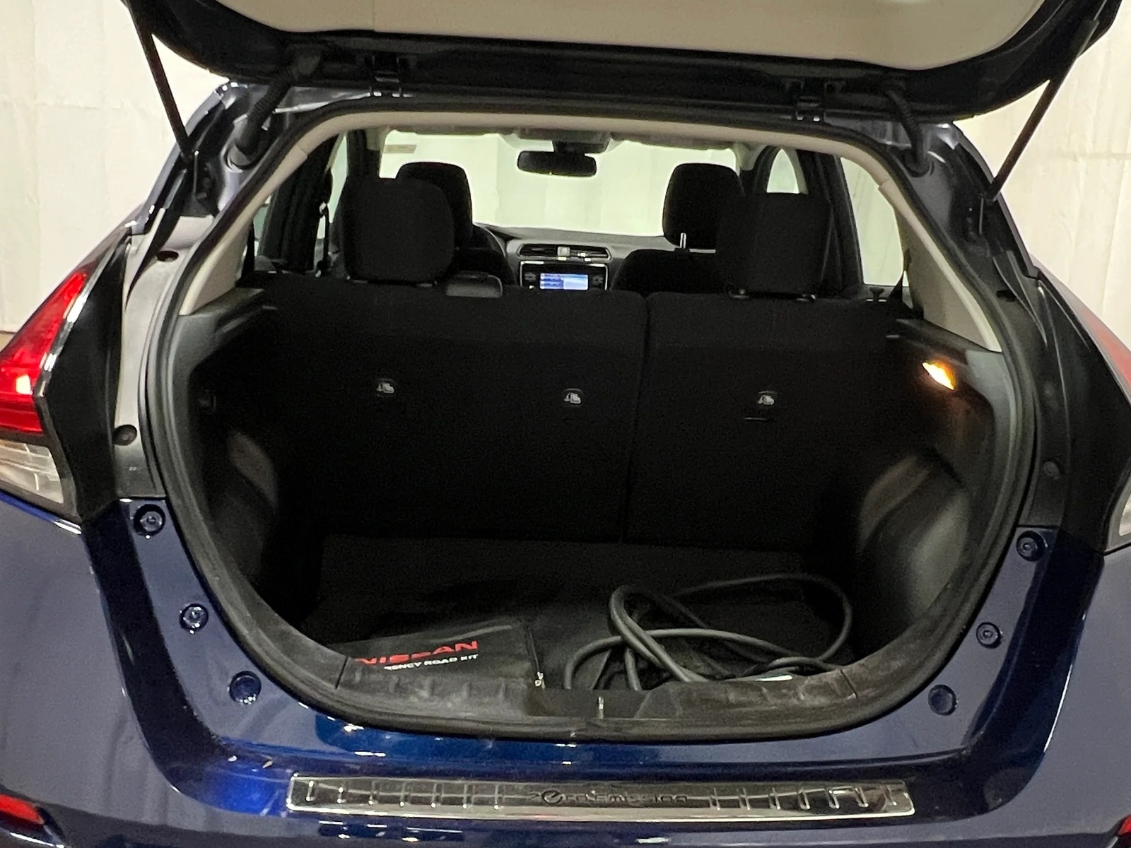 Thumbnail: 2019 Nissan Leaf - 7