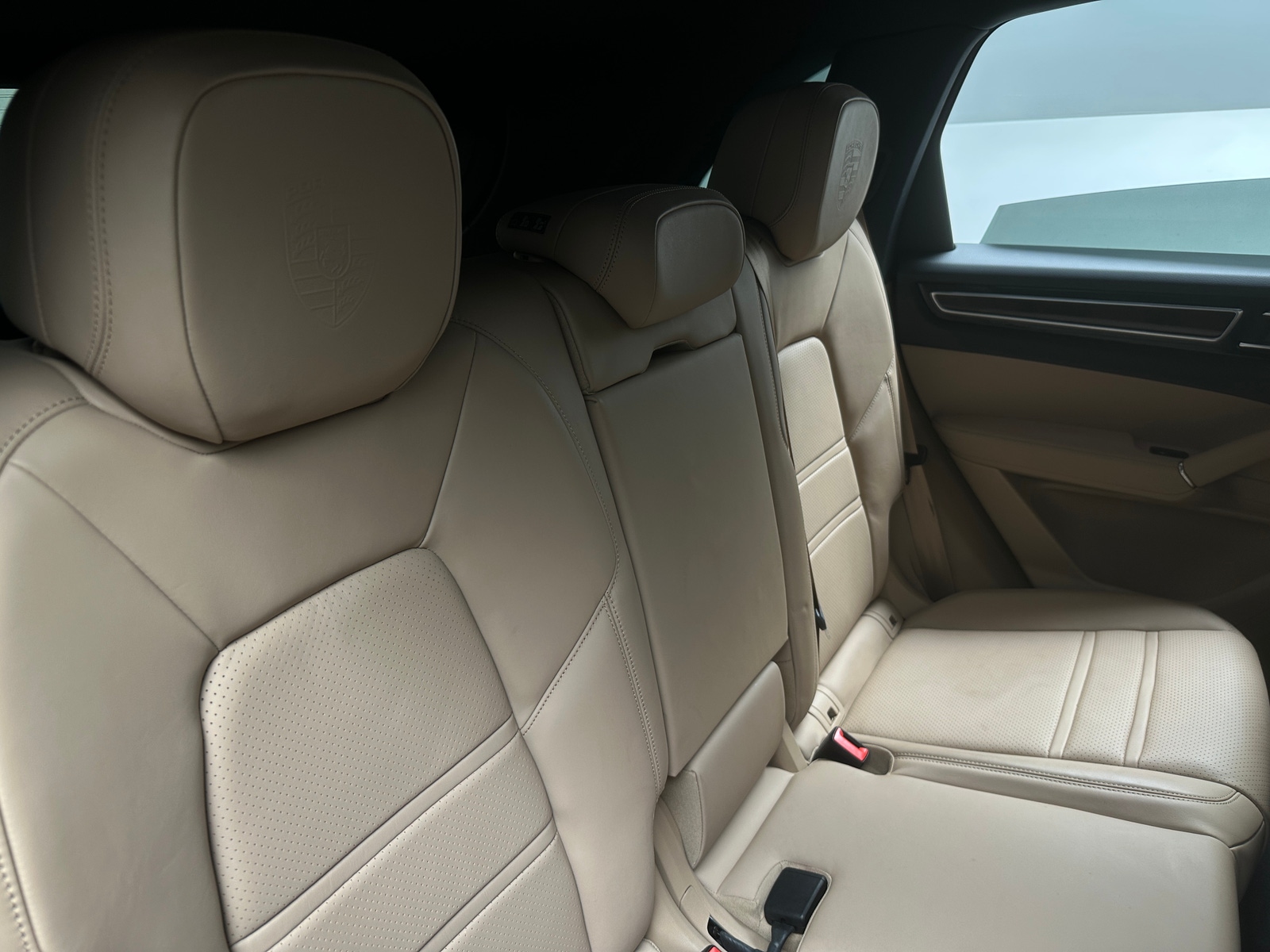 Thumbnail: 2023 Porsche Cayenne - 5