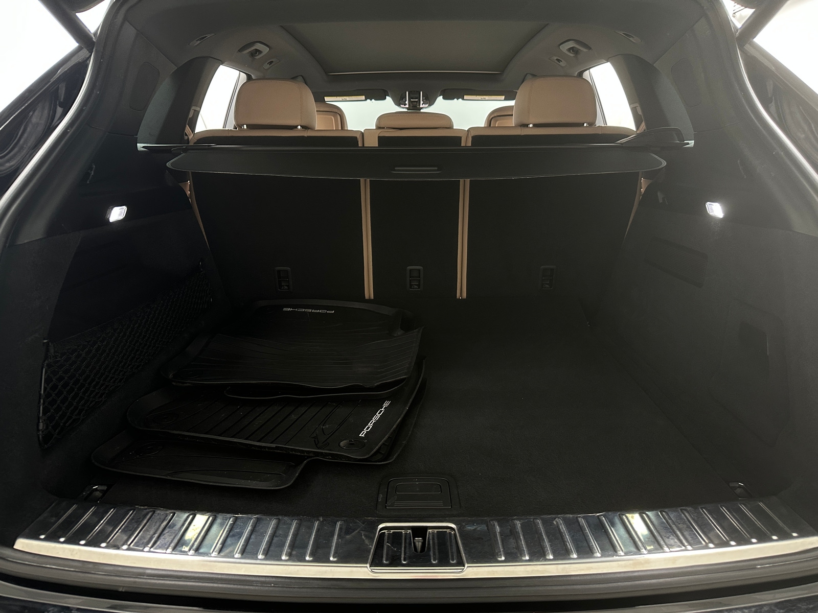 Thumbnail: 2023 Porsche Cayenne - 6