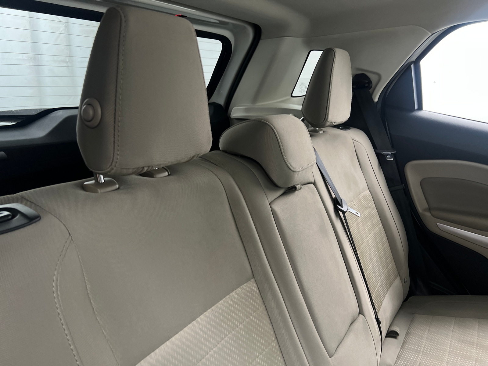 Thumbnail: 2021 Ford EcoSport - 6